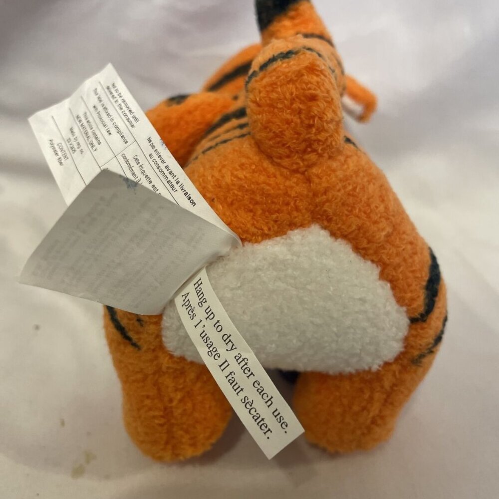 Tigger Bath Buddy Holding Dolphin with Tags Disneyland - Winnie the Pooh WPR 7 - Picture 11 of 12